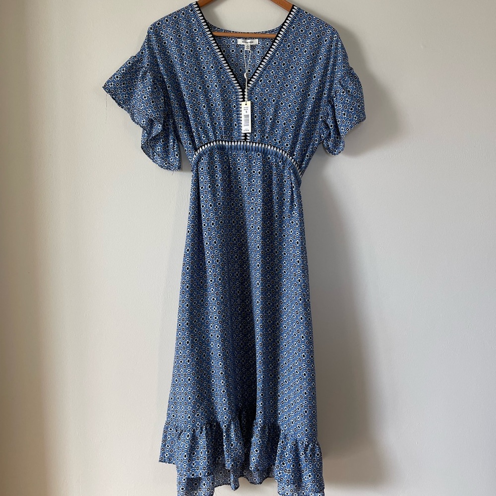 NWT. Blue floral midi dress. Max Studio. Size small. - Picture 2 of 7